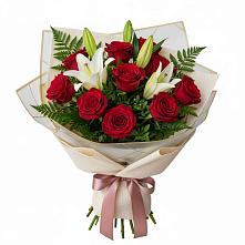 Букет цветов из:  Лилии и Розы #REPLACE_PRED# Вёшенской