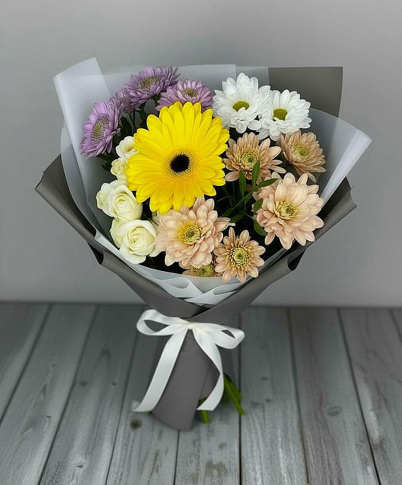 Букет цветов из: Розы, Герберы и Хризантемы в Вёшенской