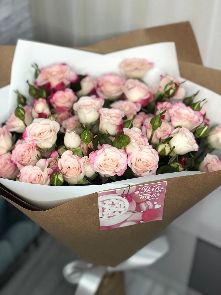 Букет цветов из: Розы в Вёшенской