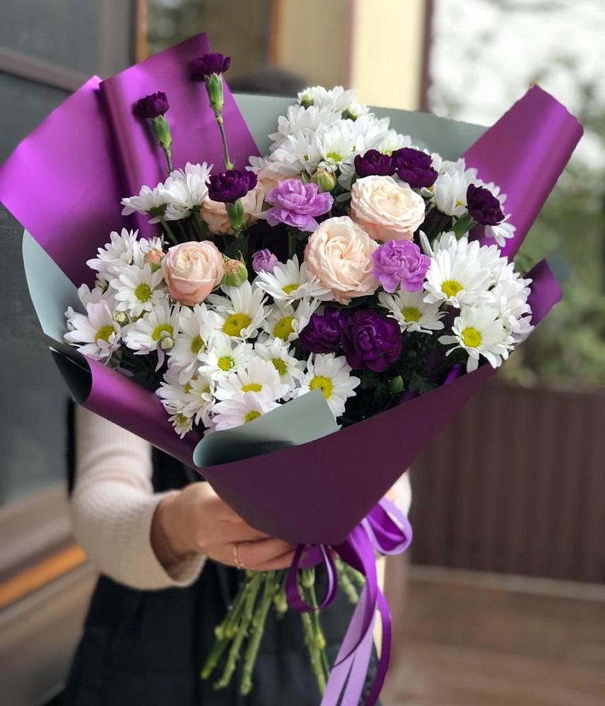 Букет цветов из: Хризантемы, Гвоздики и Розы в Вёшенской