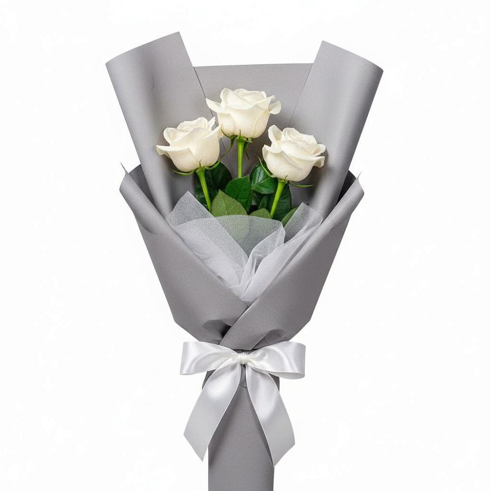 Букет 3 белые розы в Вёшенской