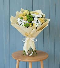 Букет цветов из:  Хризантемы и Розы в Вёшенской