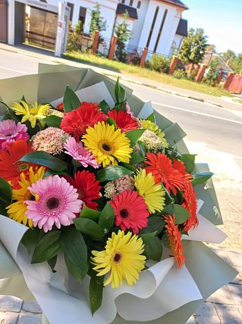 Букет цветов из: Герберы в Вёшенской