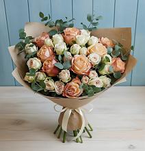 Букет цветов из:  Альстромерии и Розы в Вёшенской